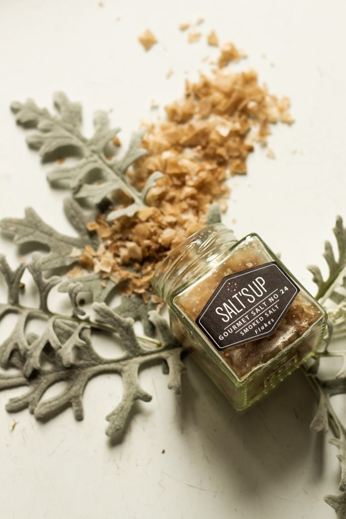 Salt'sUp smoked salt flakes