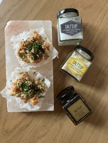 Salmon tartar wiht saltsup salt and chilli